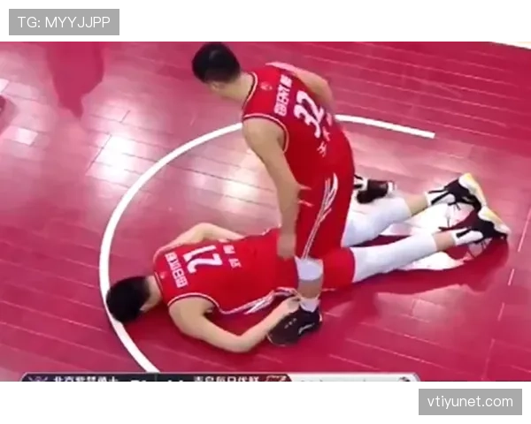 中圈开球规则拆解:何时必须踢出,犯规如何判定? 中圈开球规则拆解:何时必须踢出,犯规如何判定?