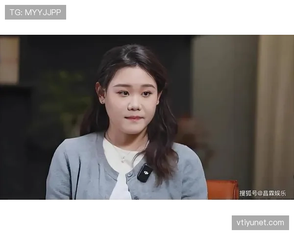 张家齐训练完偷偷吃炸鸡被教练抓包,这届奥运冠军也太真实了吧 张家齐训练完偷偷吃炸鸡被教练抓包,这届奥运冠军也太真实了吧
