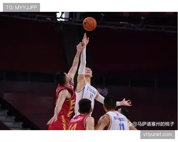 篮球球权交替规则解析:详细解读比赛中球权如何转换的依据 篮球球权交替规则解析:详细解读比赛中球权如何转换的依据
